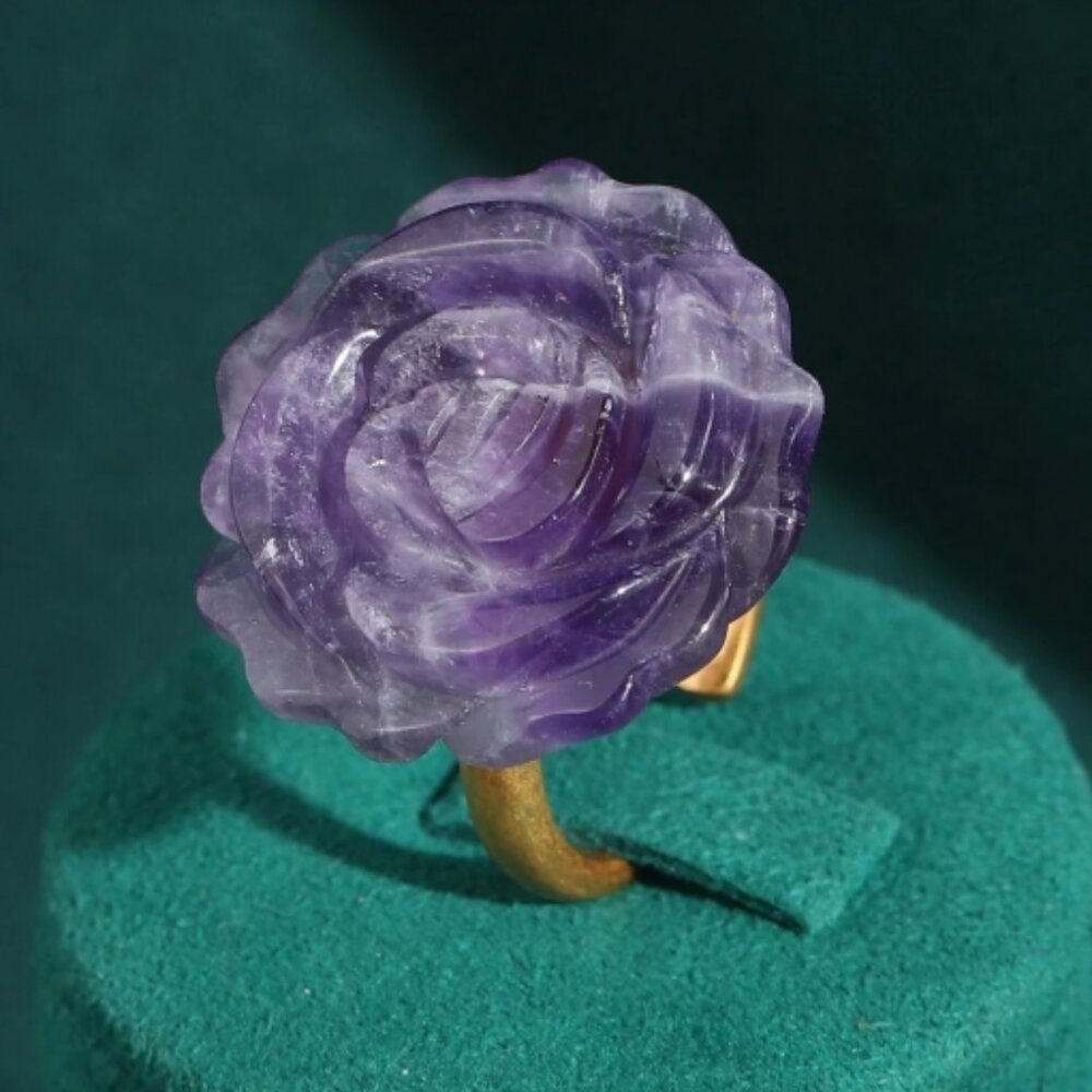 CARVED AMETHYST ROSE ADJUSTABLE RING